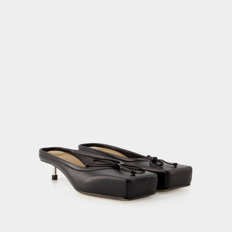 Jacquemus Mules Basses Ballet 低跟皮质芭蕾舞穆勒鞋