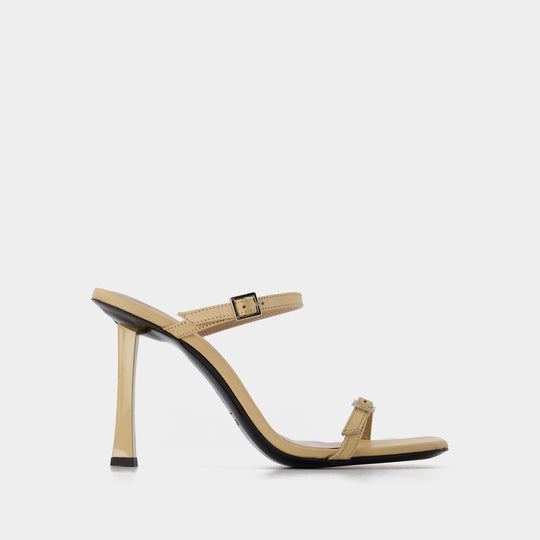 By FarFlick 光面小牛皮高跟凉鞋