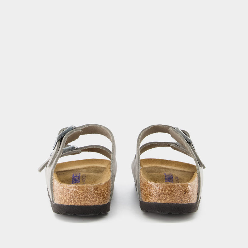 Birkenstock Arizona Sandals 皮质凉鞋情侣款窄版勃肯鞋 23夏新