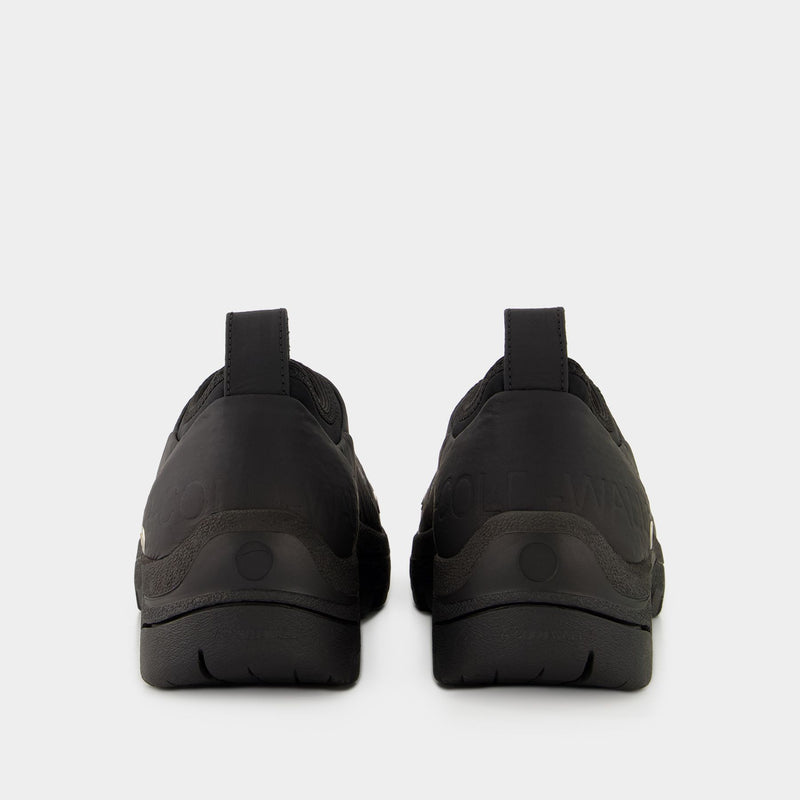 A COLD WALL Nc.1 Dirt Mocs 黑色皮质运动鞋 男士
