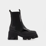 Ganni Cleated Heeled 光面牛皮中筒切尔西靴