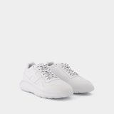 Interactive3 Allacciato Pelle Sneakers in White Leather