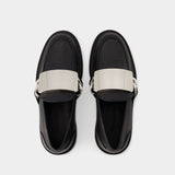 J.W. Anderson Gourmet Loafers 皮质乐福鞋