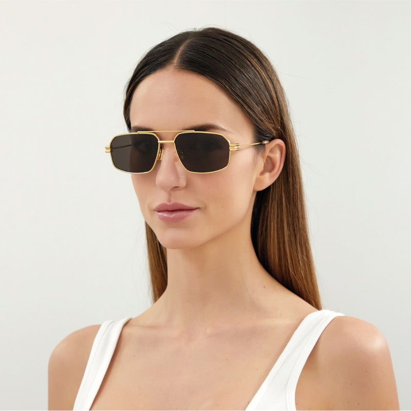 Sunglasses in Gold/Grey Metal