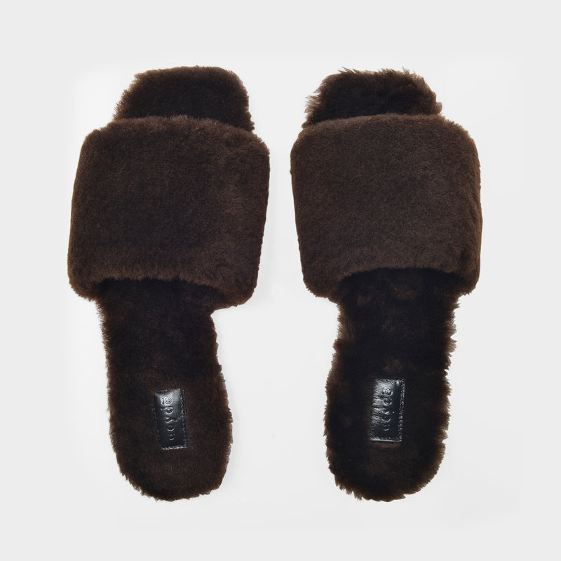 Anna Slides in Black Shearling