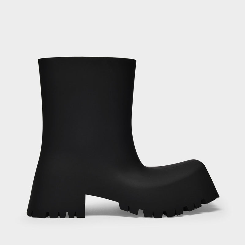 Balenciaga Trooper Rubb黑色及踝靴