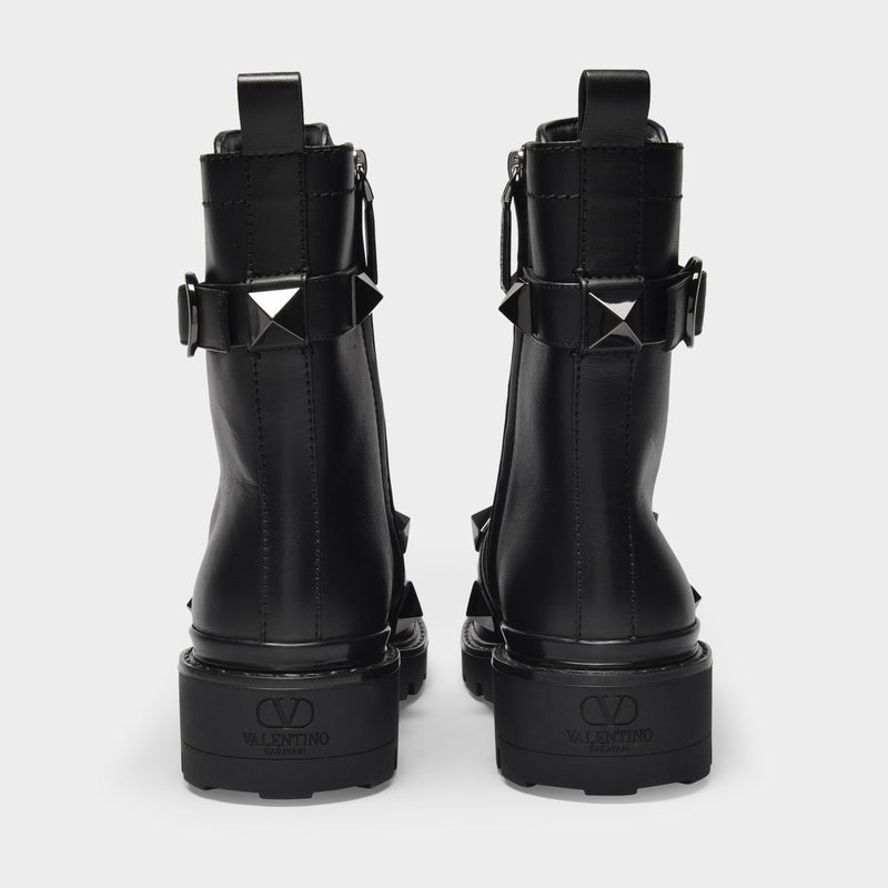 Combat Boot T 20/40 Ankle Boots in Black Leather