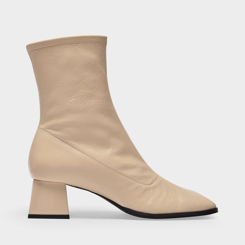 Malik Ankle Boots in Beige Glossy Grained Leather